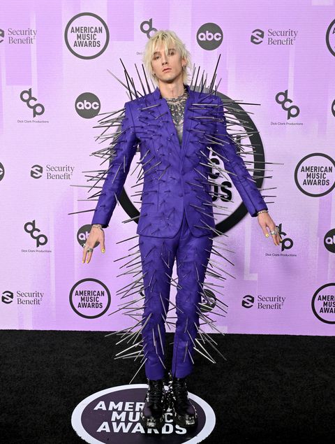 los angeles, california   november 20 editorial use only machine gun kelly attends the 2022 american music awards at microsoft theater on november 20, 2022 in los angeles, california photo by axellebauer griffinfilmmagic