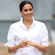 dubbo, australia   october 17  meghan, duchess of sussex visits a local farming family, the woodleys, on october 17, 2018 in dubbo, australia the duke and duchess of sussex are on their official 16 day autumn tour visiting cities in australia, fiji, tonga and new zealand  photo by chris jackson   poolgetty images