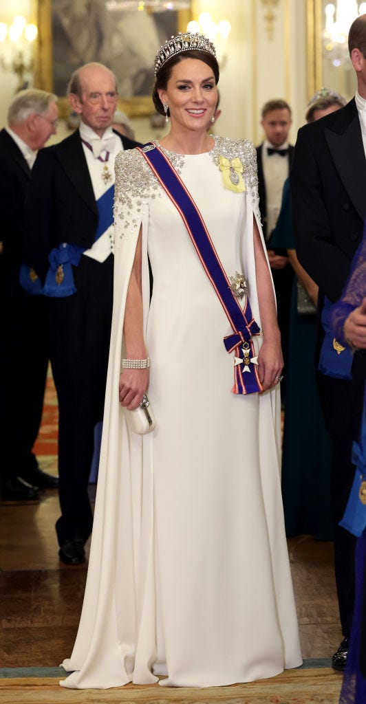 princess of wales lovers knot tiara diana