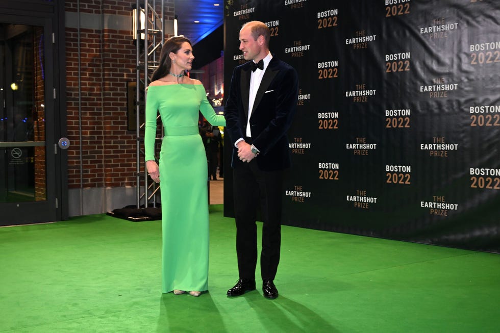 boston, massachusetts   december 02 catherine, princess of wales and prince william, prince of wales attend the earthshot prize 2022 at mgm music hall at fenway on december 02, 2022 in boston, massachusetts photo by samir husseinwireimage