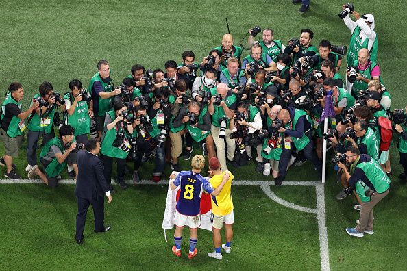 カタール W杯 2022 日本VSスペイン マフラータオル Amazon.co.jp: カタールW杯 日本vsスペイン戦 記念デザイン