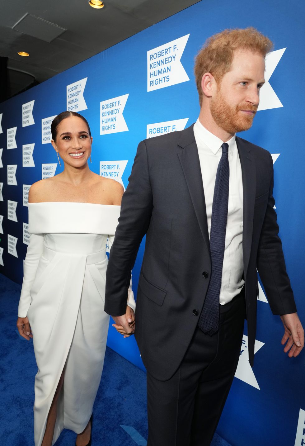 meghan markle with prince harry at the 2022 robert f kennedy human rights ripple of hope gala
