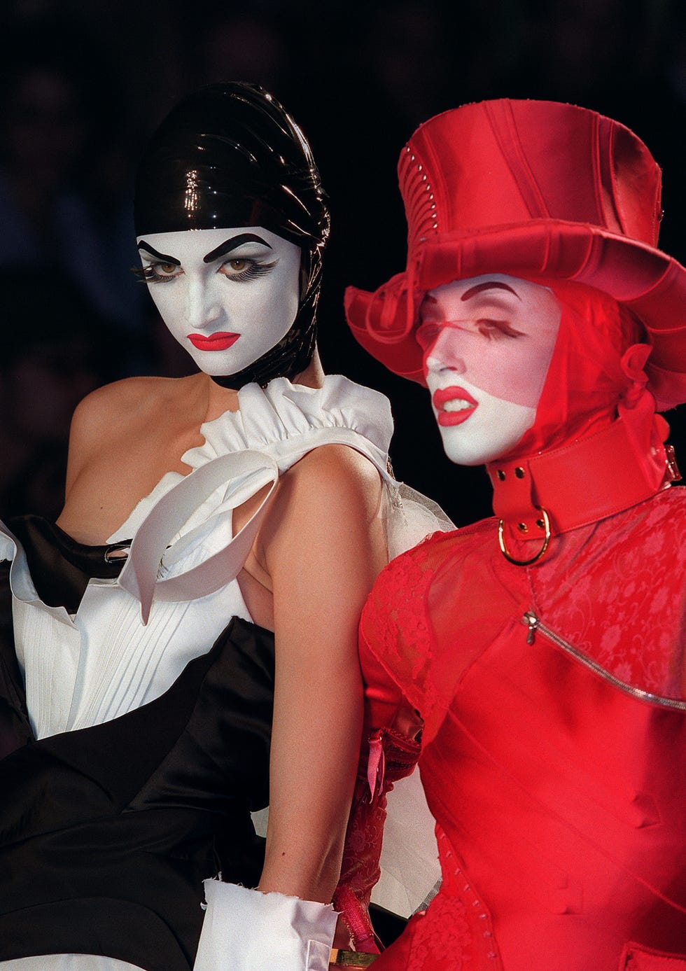Storia della moda: ispirazione circo per sfilate