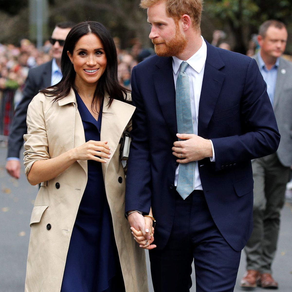 melbourne, australia   october 18 prince harry, duke of sussex and meghan, duchess of sussex wave to the crowd as they arrive at the royal botanic gardens on october 18, 2018 in melbourne, australia the duke and duchess of sussex are on their official 16 day autumn tour visiting cities in australia, fiji, tonga and new zealand photo by phil noble   poolgetty images