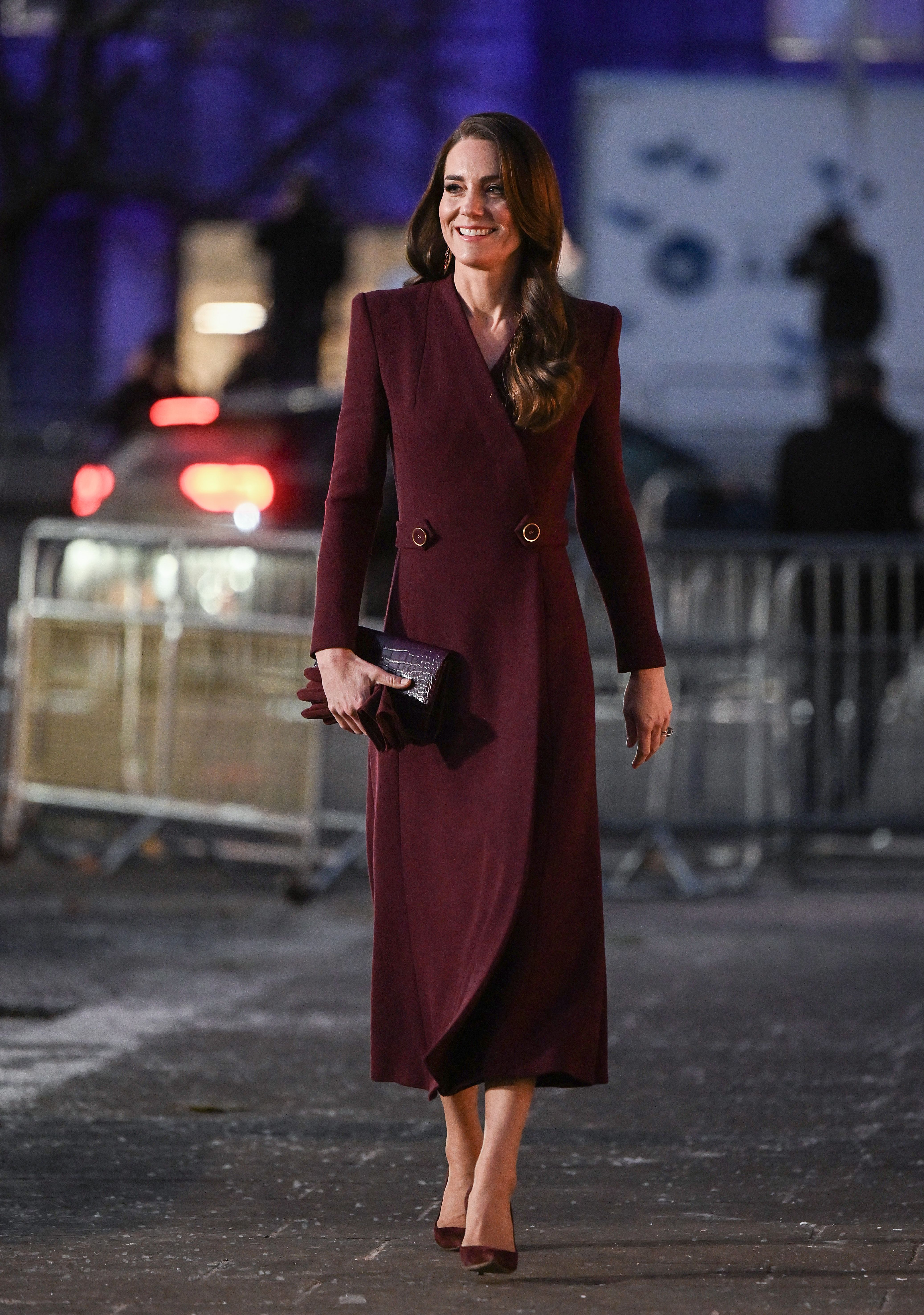 Kate Middleton Wears A Lush Maroon Gown To The 2022 Christmas Carol Service