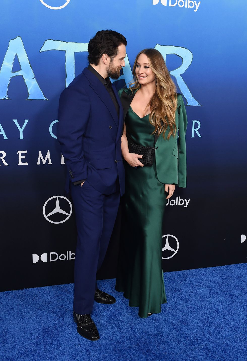 natalie viscuso and henry cavill at the avatar 2 premiere