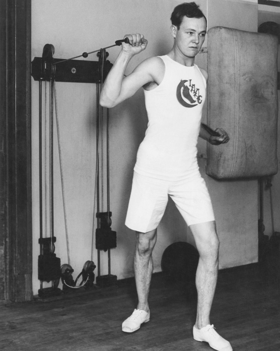 30 Vintage Photos of Workout Clothes Through the Years