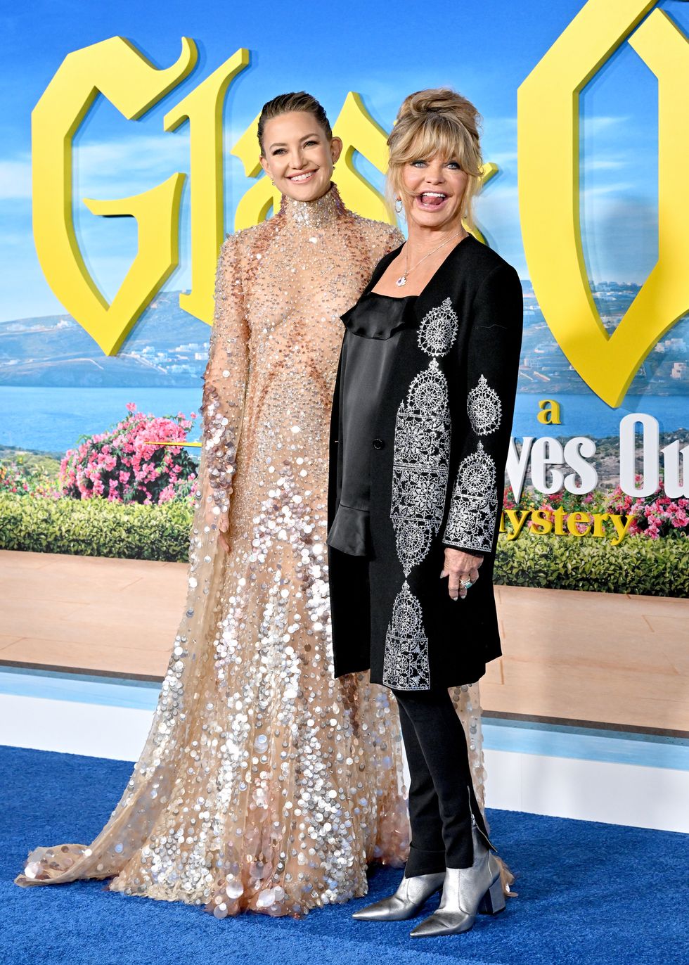 los angeles, california november 14 kate hudson and goldie hawn attend the premiere of glass onion a knives out mystery at academy museum of motion pictures on november 14, 2022 in los angeles, california photo by axellebauer griffinfilmmagic