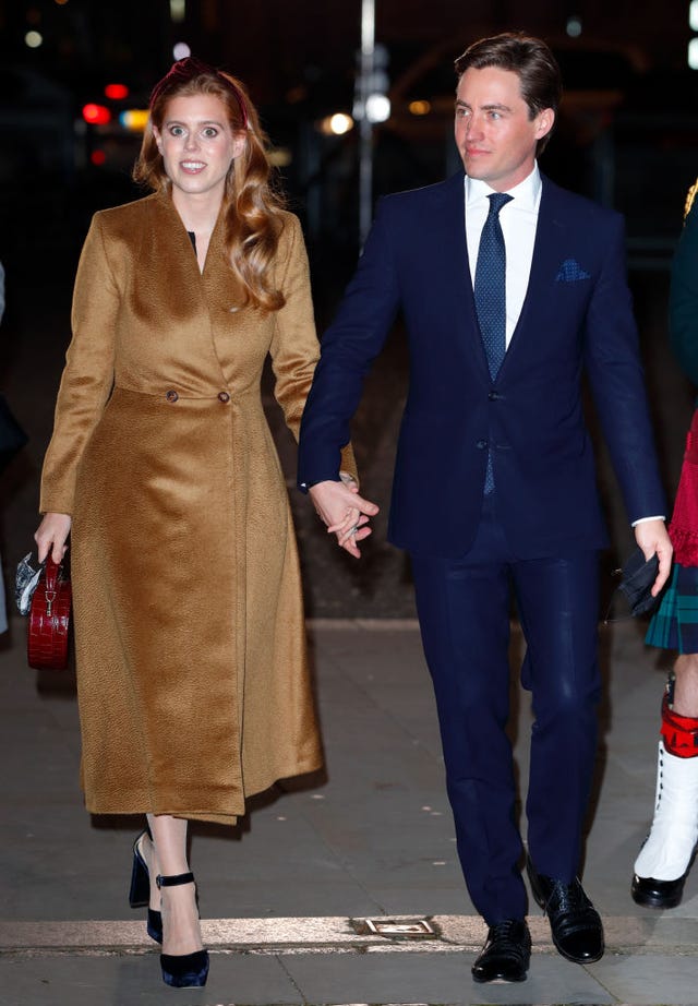 zara tindall races daughter mia