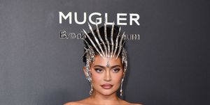 kylie jenner looks like kim kardashian us media personality kylie jenner arrives to the opening of the thierry mugler couturissime exhibition at the brooklyn museum in the brooklyn borough of new york city, on november 15, 2022 photo by angela weiss afp photo by angela weissafp via getty images