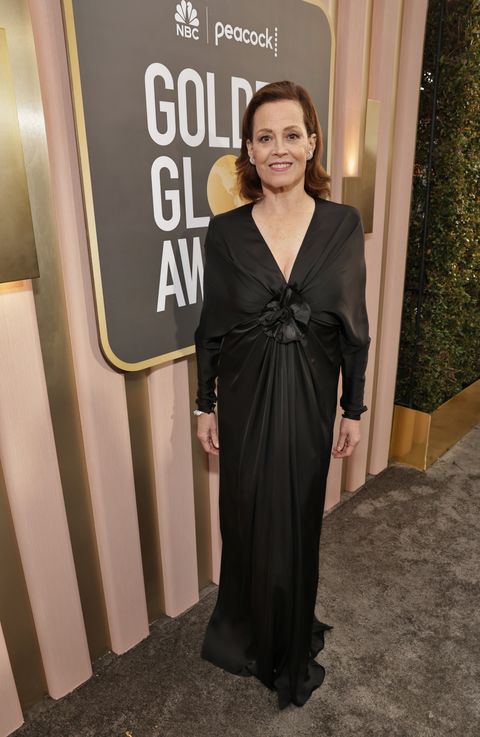 beverly hills, california january 10 80th annual golden globe awards pictured l r sigourney weaver arrives at the 80th annual golden globe awards held at the beverly hilton hotel on january 10, 2023 in beverly hills, california photo by todd williamsonnbcnbc via getty images