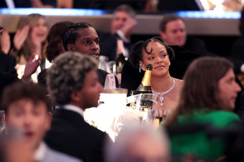 rihanna at the golden globes