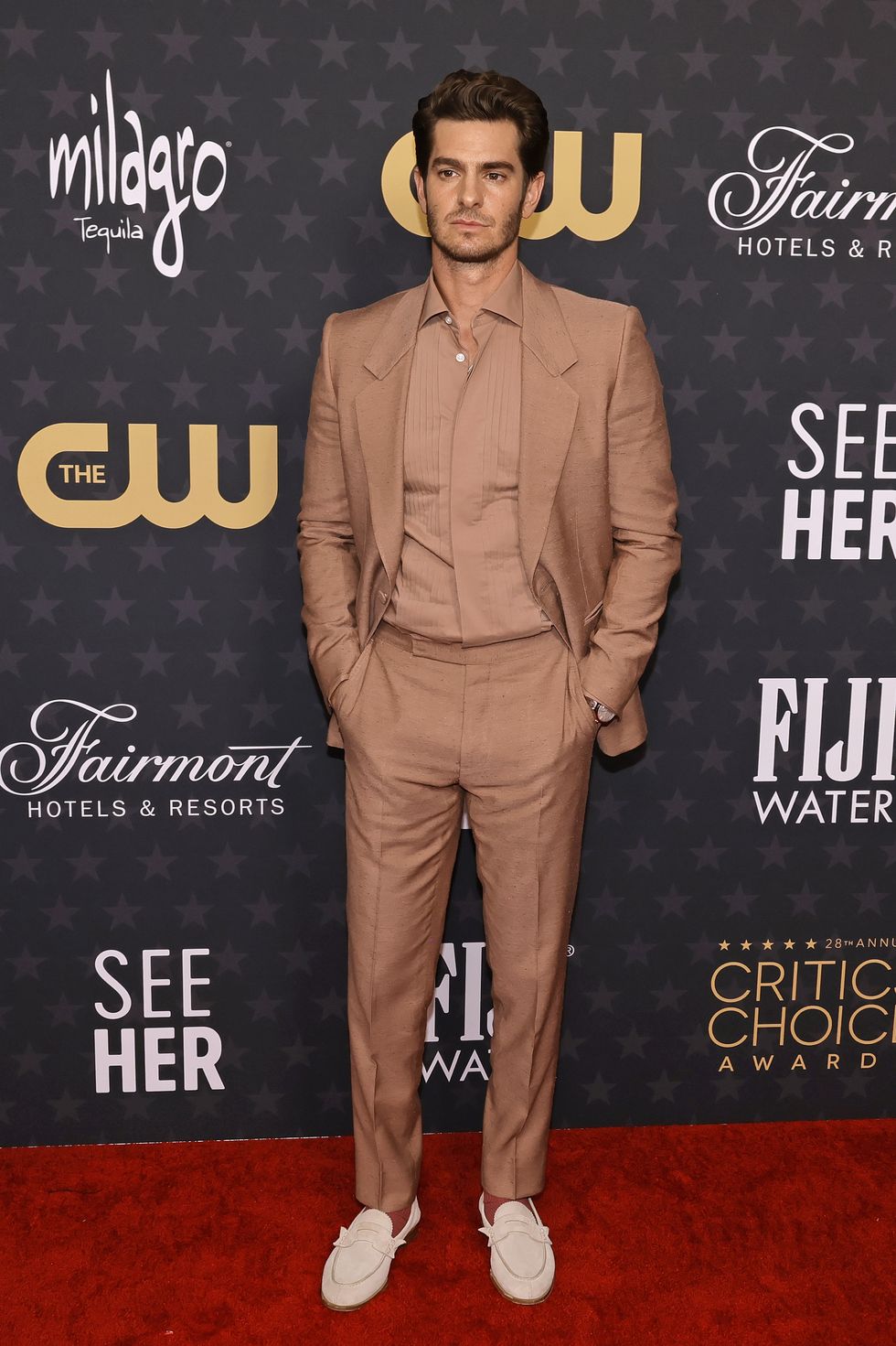 Critics Choice Awards 2023: Red Carpet Arrivals Gallery – IndieWire