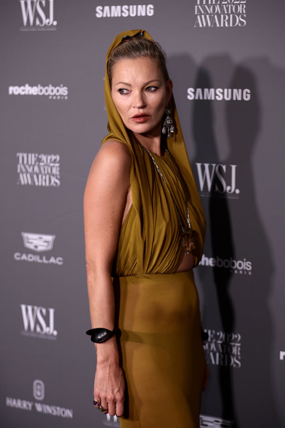 new york, new york november 02 kate moss attends the wsj magazine 2022 innovator awards at the museum of modern art on november 02, 2022 in new york city photo by dimitrios kambourisgetty images for wsj magazine innovators awards