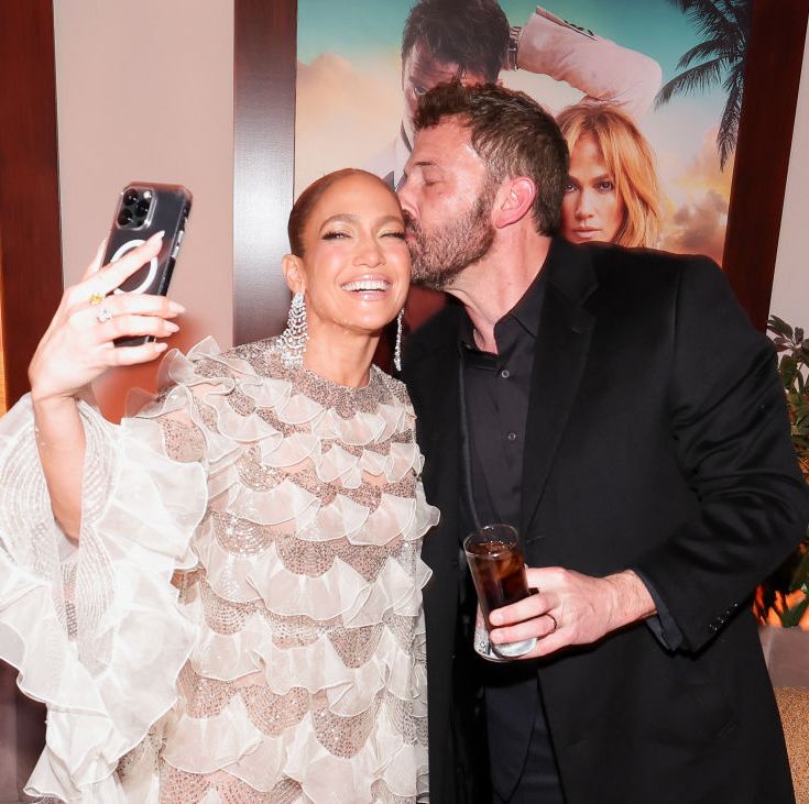 See Ben Affleck Give J.Lo Sweet Forehead Kisses at 'Shotgun Wedding' Premiere