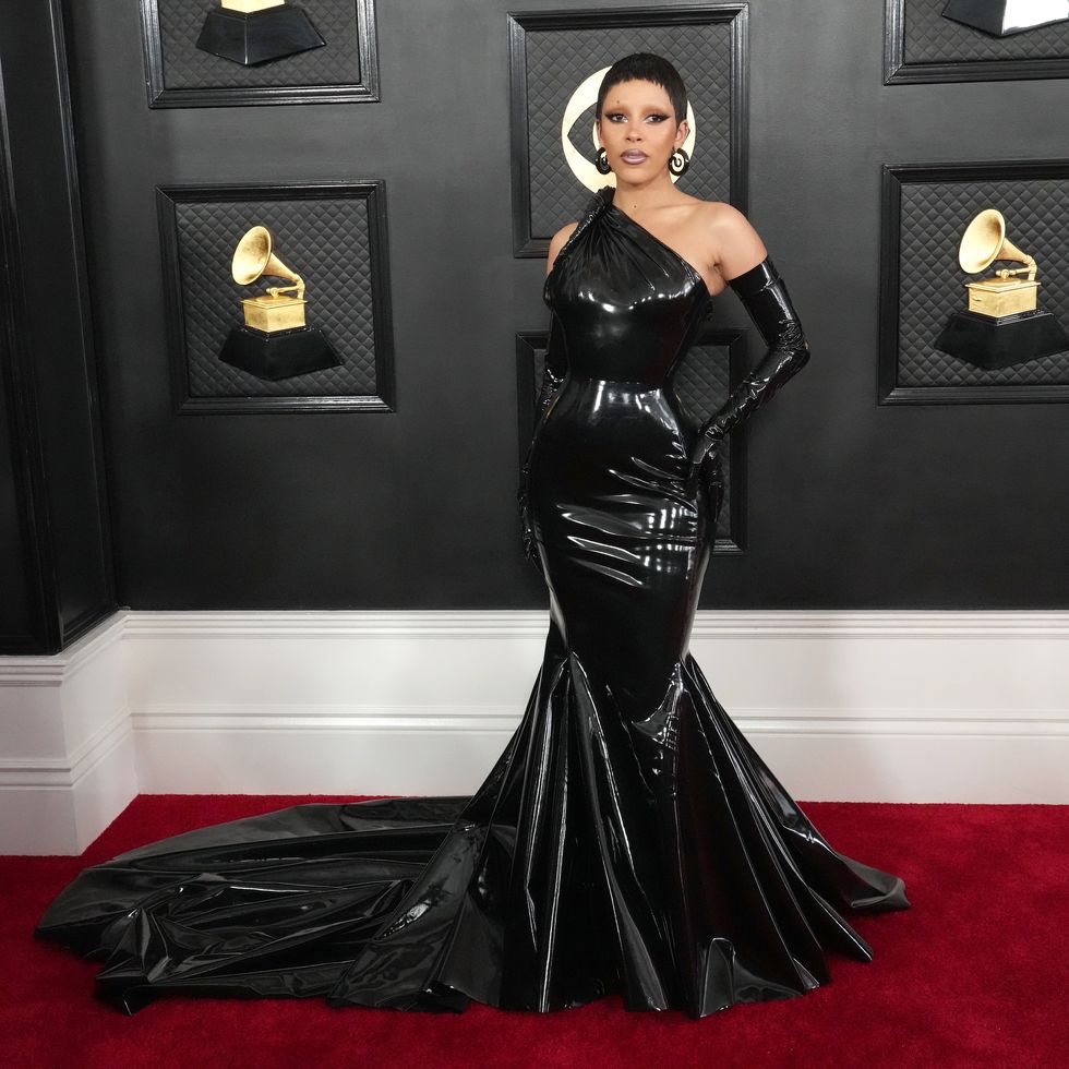 Doja Cat Goes Sultry in Black Latex Dress on the 2023 Grammys Red