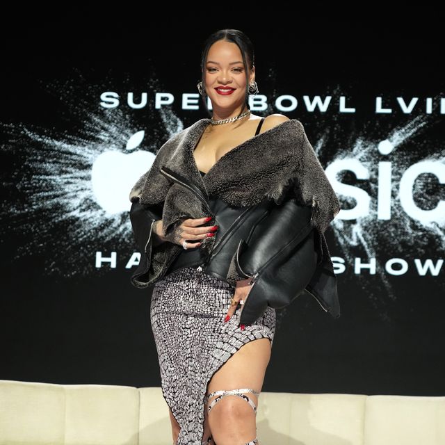 phoenix, arizona february 09 rihanna poses during the apple music super bowl lvii halftime show press conference at phoenix convention center on february 09, 2023 in phoenix, arizona photo by kevin mazurgetty images for roc nation