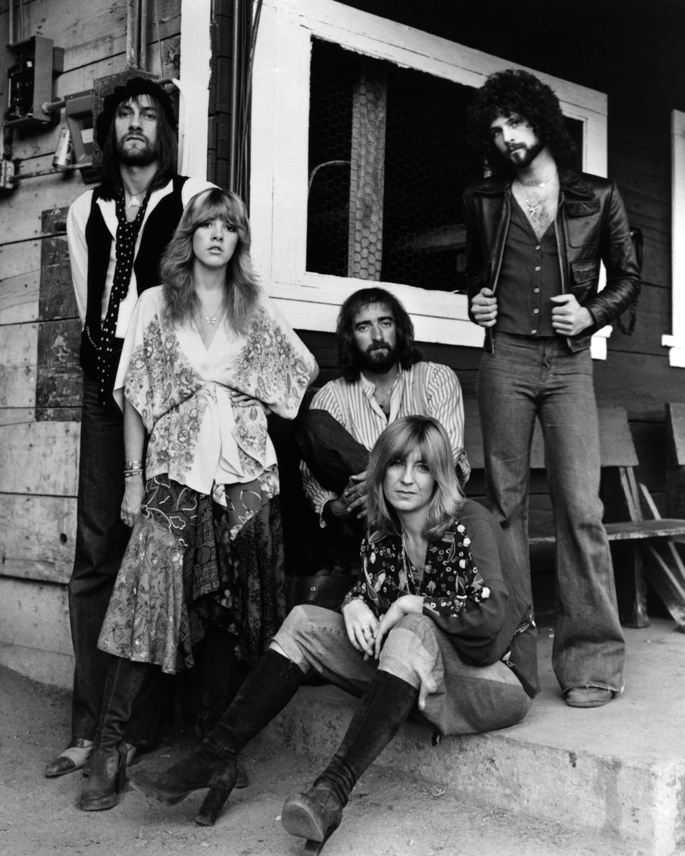 rock band fleetwood mac, circa 1975 they are not in order christine mcvie, lindsey buckingham, john mcvie, mick fleetwood, stevie nicks photo by silver screen collectiongetty images