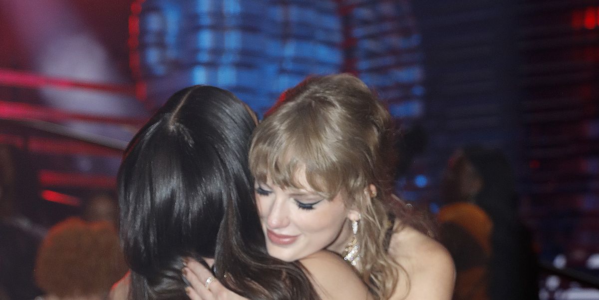 Tranny Forced Pleasure Caption - Selena Gomez and Taylor Swift's Complete Friendship Timeline