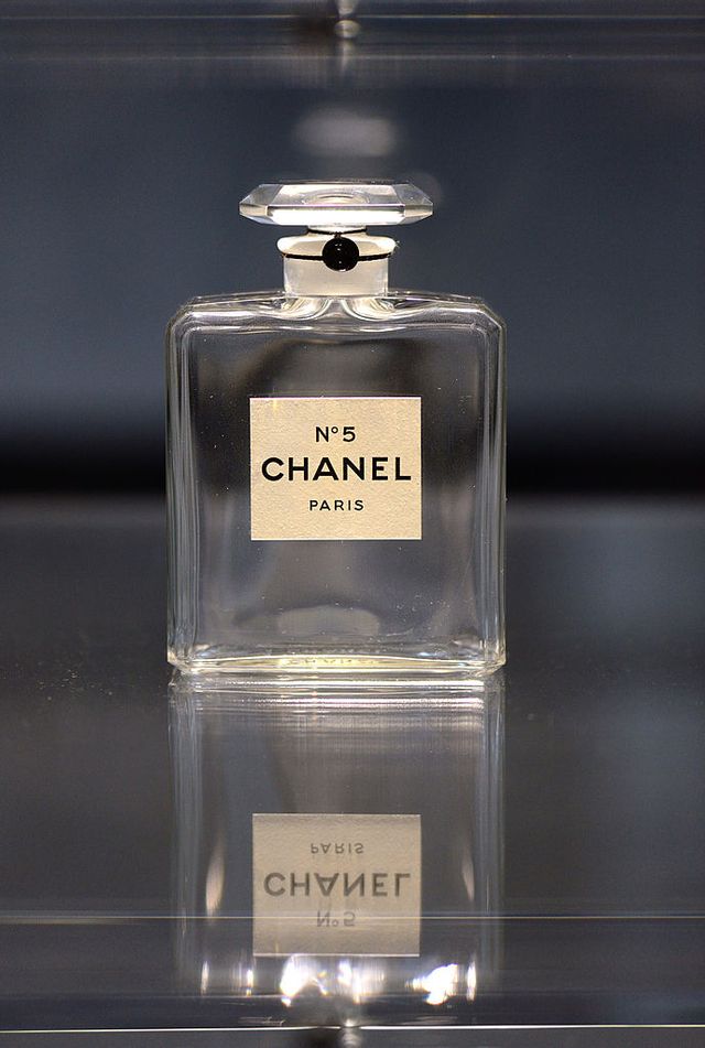 Vintage Chanel No 5 Eau De Cologne 2 Fl. Oz. Original full bottle