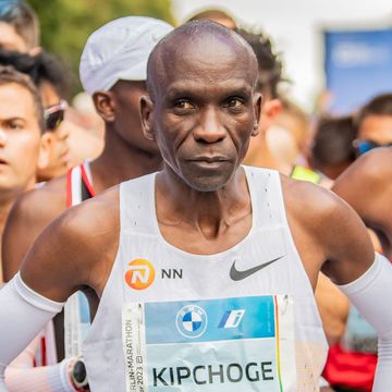 berlin, germany september 24 eliud kipchoge from kenya concentrated at the starting line before the 2023 bmw berlin marathon on september 24, 2023 in berlin, germany photo by luciano limagetty images