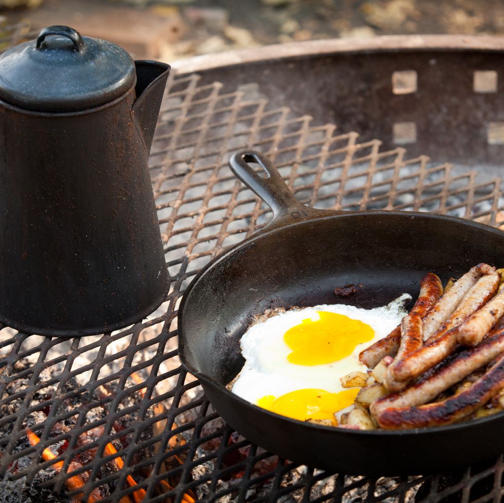How to Clean a Cast-Iron Skillet, Pan, or Pot - Safe and Easy