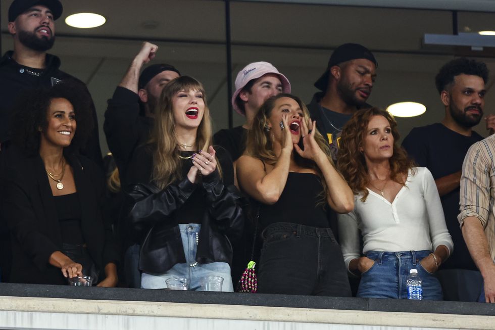 east rutherford, nj october 1 taylor swift and blake lively cheer from the stands during an nfl football game between the new york jets and the kansas city chiefs at metlife stadium on october 1, 2023 in east rutherford, new jersey photo by kevin sabitusgetty images