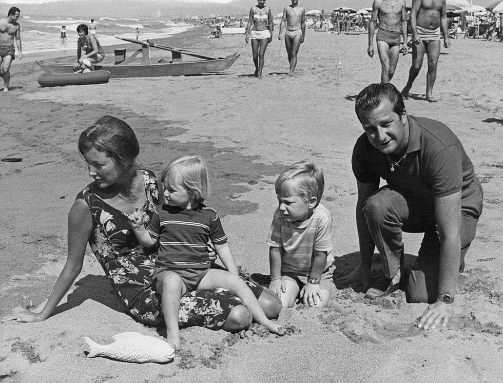 prince albert of belgium, later king albert ii of belgium and princess paola of belgium later queen paola of belgium with their children princess astrid of belgium and prince philippe of belgium right, enjoying a family holiday on the beach at forte dei marmi, italy,16th august 1964 photo by keystonehulton archivegetty images