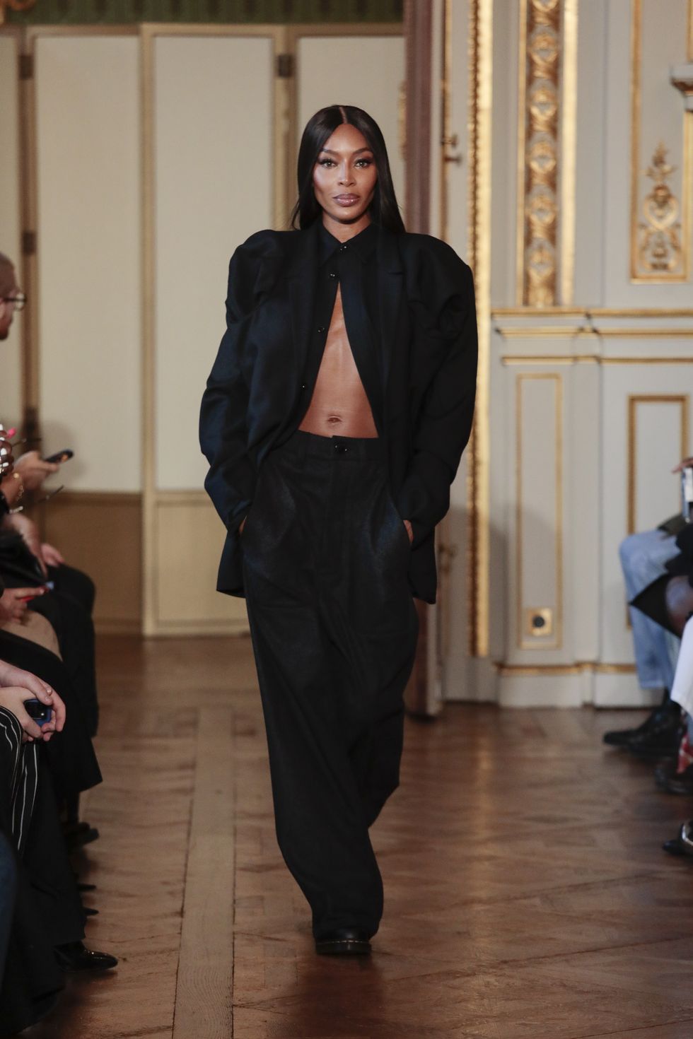 paris, france october 03 editorial use only for non editorial use please seek approval from fashion house naomi campbell walks the runway during the torisheju womenswear springsummer 2024 show as part of paris fashion week on october 03, 2023 in paris, france photo by antoine flamentgetty images