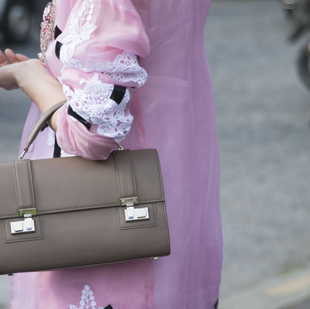 Hit the Streets in Style with the Louis Vuitton City Steamer Bag
