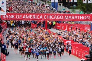 chicago, illinois october 08 professional mens and womens runners start the 2023 chicago marathon at grant park on october 08, 2023 in chicago, illinois photo by michael reavesgetty images