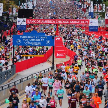 chicago, illinois october 08 runners start during the 2023 chicago marathon at grant park on october 08, 2023 in chicago, illinois photo by michael reavesgetty images