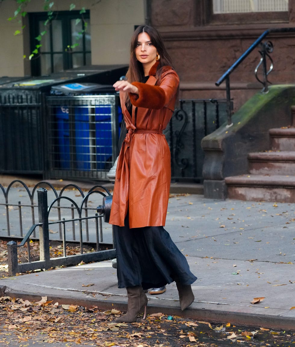 Emily Ratajkowski Unofficially Declares Burnt Orange the Color of the  Season With a Third Fiery Coat