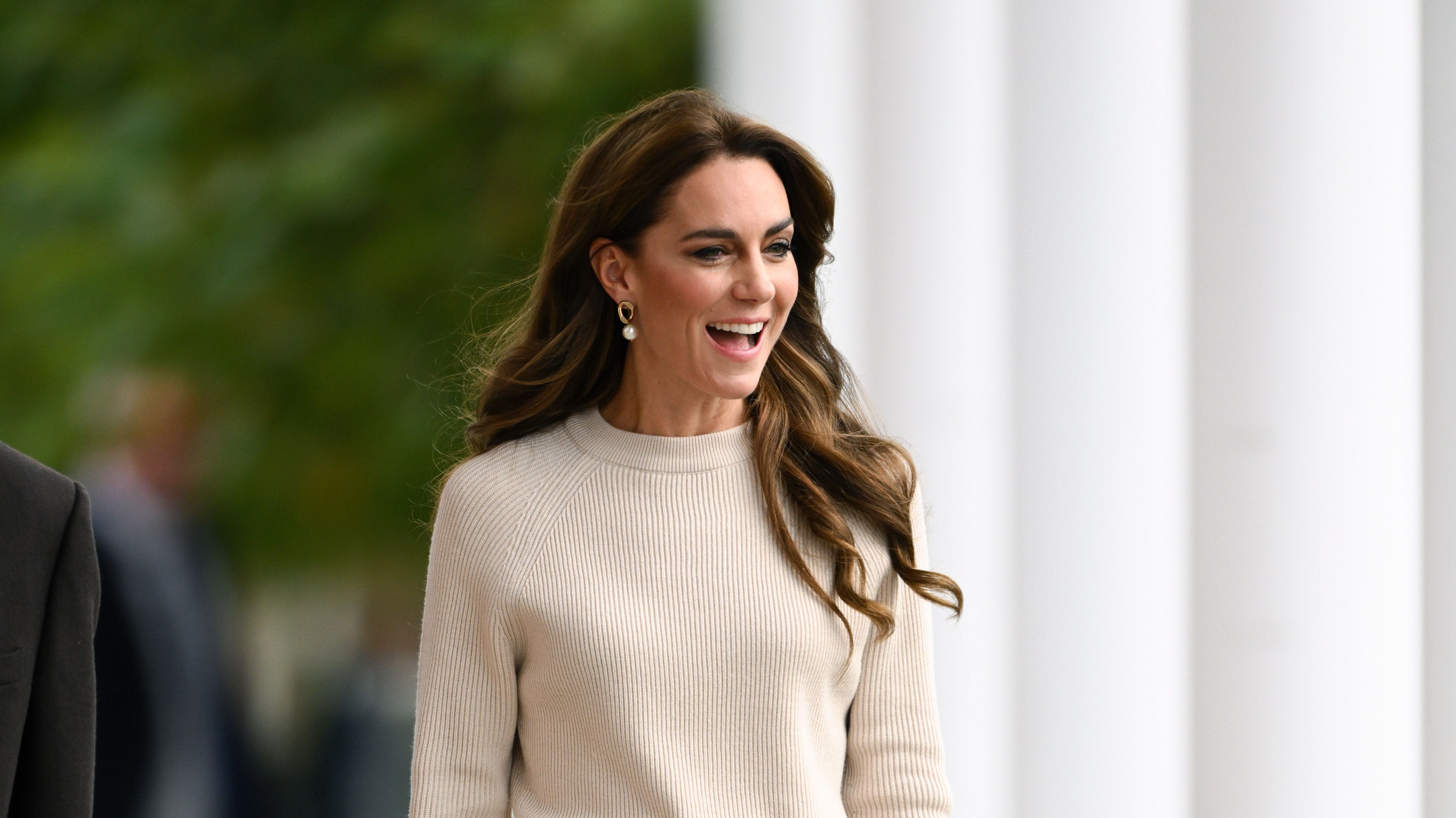 Kate Middleton Carried Her Go-To Top-Handle Bag Style in White