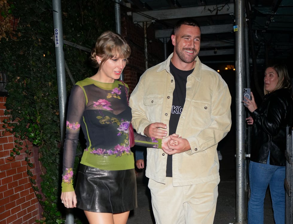 taylor swift and travis kelce in new york city on october 15, 2023