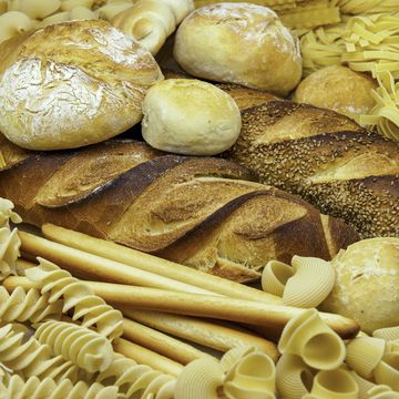 italian bread and pasta