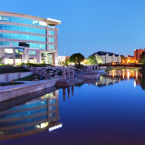 sioux falls is the largest city in the us state of south dakota
