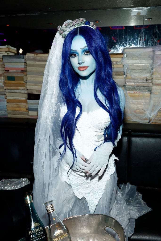 becky g dressed as the corpse bride