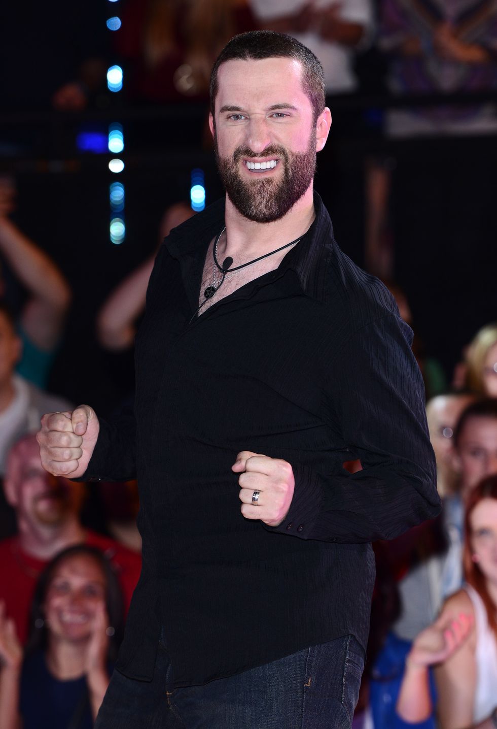 borehamwood, england   august 22  dustin diamond enters the celebrity big brother house at elstree studios on august 22, 2013 in borehamwood, england  photo by karwai tangwireimage