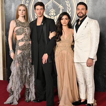 hollywood, california november 13 l r hunter schafer, tom blyth, rachel zegler and josh andres rivera attend the hunger games the ballad of songbirds snakes los angeles premiere at tcl chinese theatre on november 13 2023 in hollywood california photo by axellebauer griffinfilmmagic