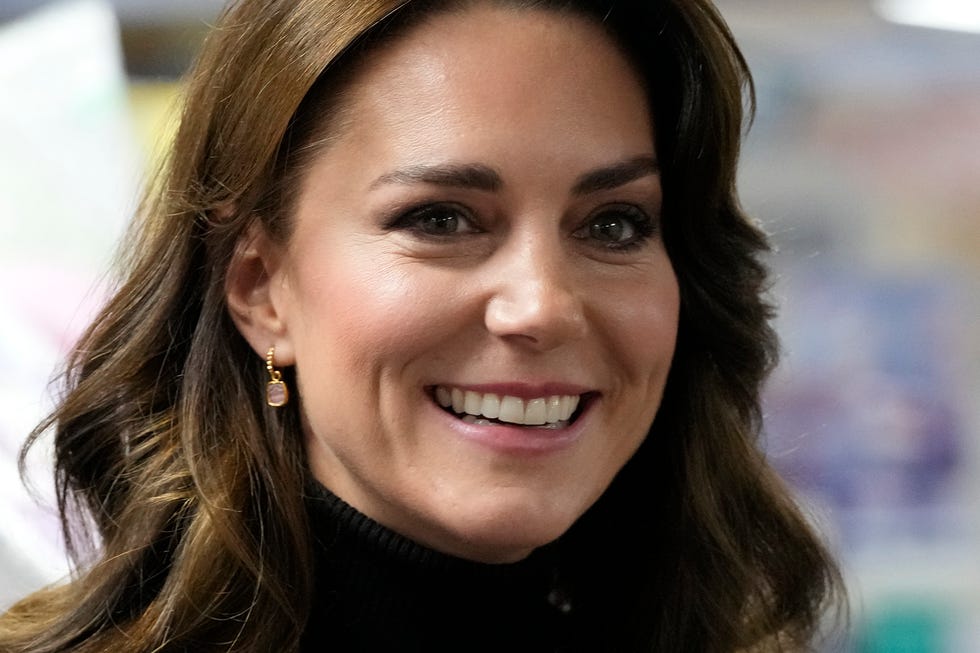 barnet, england november 24: catherine, princess of wales smiles during her visit to sebbys corner on november 24, 2023 in barnet, england. the royal foundation centre for early childhood are to provide support to families with young children in the run up to christmas. sebbys corner was formed in january 2021 and provides items to families in need across barnet, hertfordshire and london. (photo by frank augstein wpa pool/getty images)