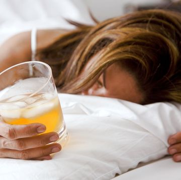 解酒推薦！「7大解酒食物、飲品」推薦～立刻減緩妳的宿醉不適！