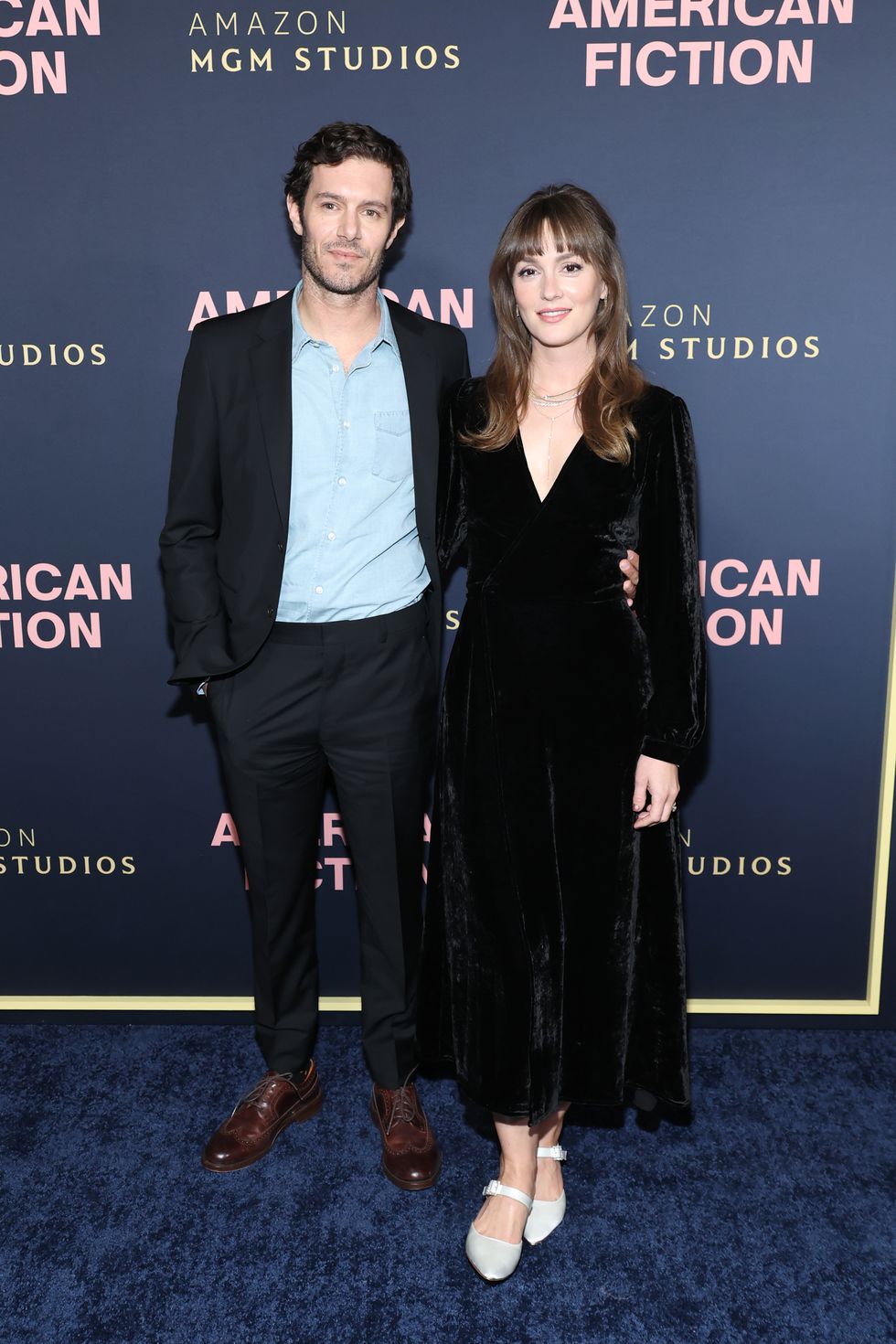 beverly hills, california december 05 l r adam brody and leighton meester attend the los angeles special screening of amazon and mgm studios american fiction at samuel goldwyn theater on december 05, 2023 in beverly hills, california photo by amy sussmangetty images