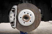Auto part, Disc brake, Wheel, Vehicle brake, Tire, Automotive tire, Brake, Automotive wheel system, Rotor, Rim, 