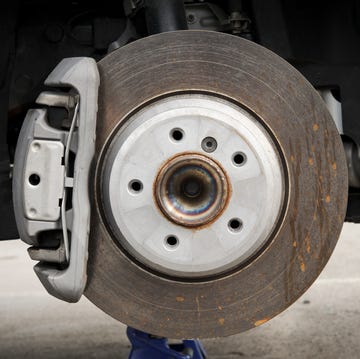 Auto part, Disc brake, Wheel, Vehicle brake, Tire, Automotive tire, Brake, Automotive wheel system, Rotor, Rim, 