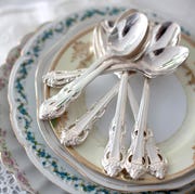 Dishware, Serveware, White, Kitchen utensil, Linens, Porcelain, Cutlery, Home accessories, Household silver, Plate, Dishware, Serveware, White, Kitchen utensil, Linens, Porcelain, Cutlery, Home accessories, Household silver, Plate,