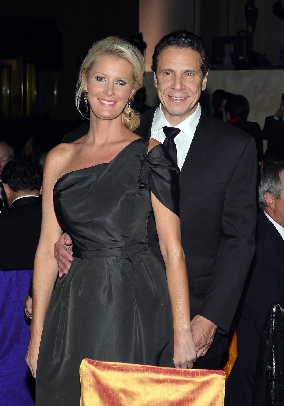 Dress, Facial expression, Shoulder, Clothing, Suit, Formal wear, Fashion, Event, Hairstyle, Premiere, 