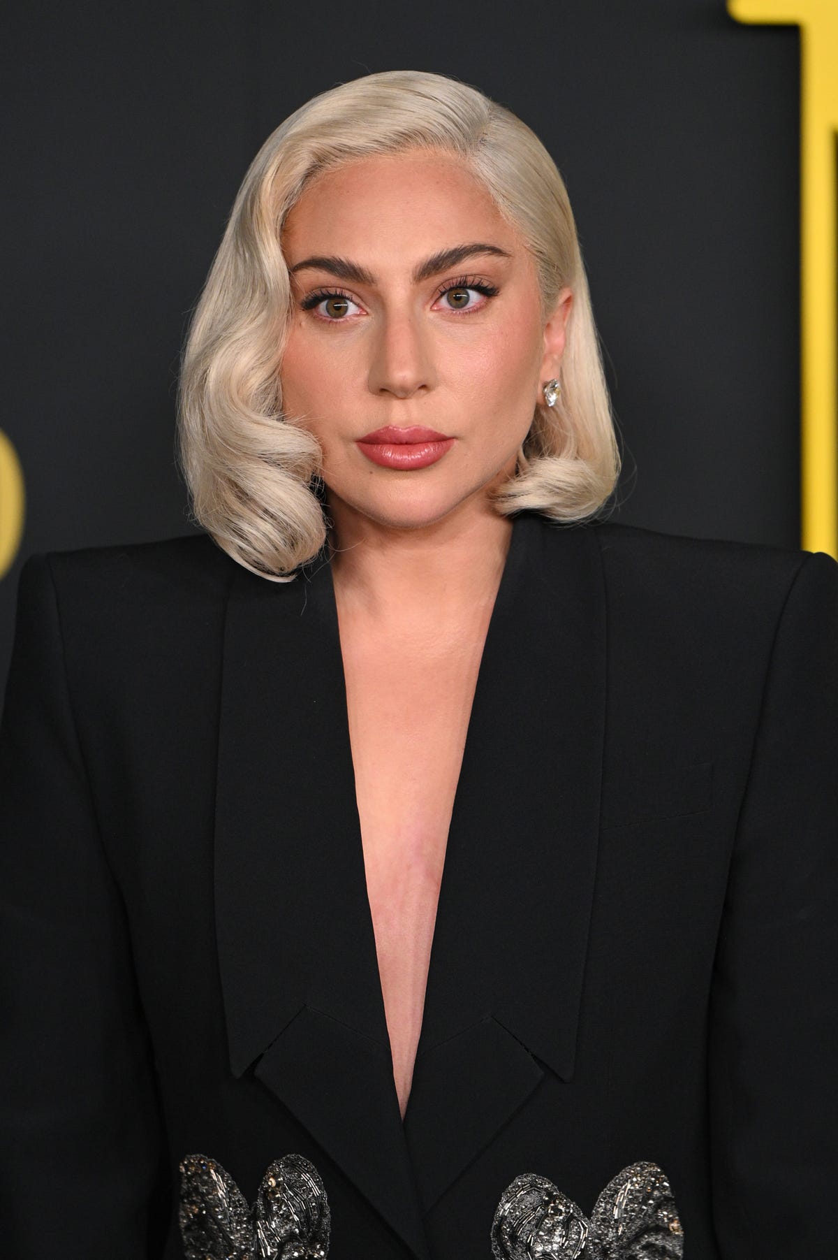 Naked brows are back c/o Lady Gaga's transformative new selfie