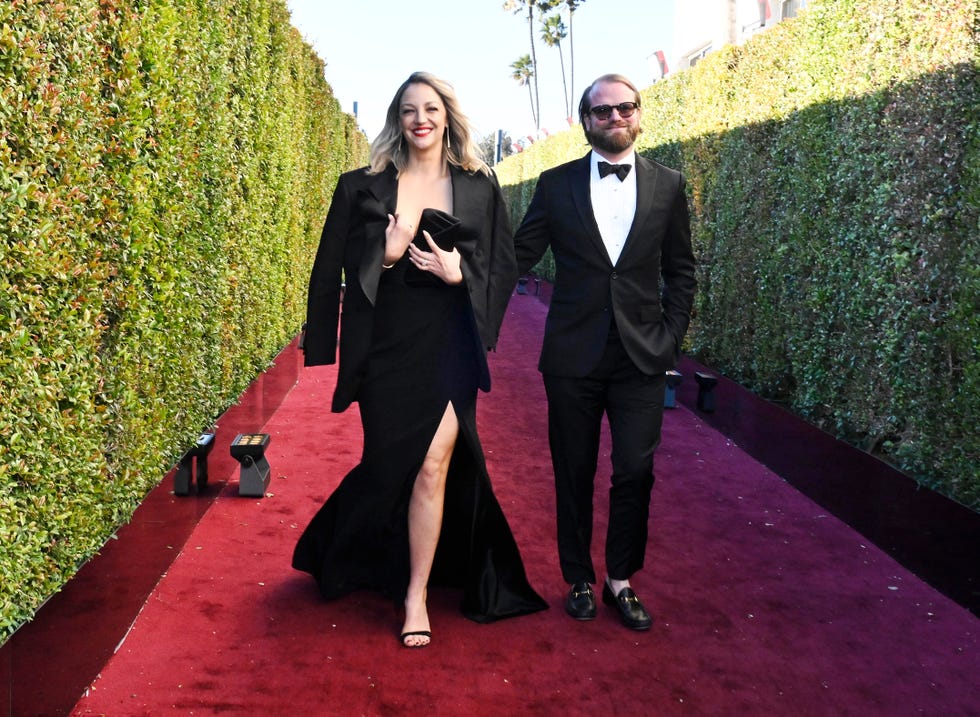 abby elliott and bill kennedy at the 2024 golden globes