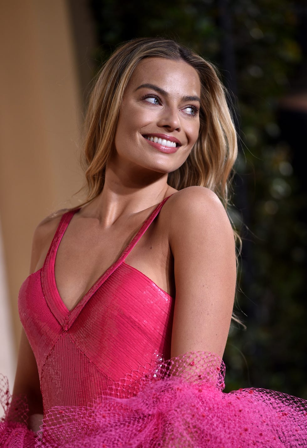 margot robbie beauty evolution